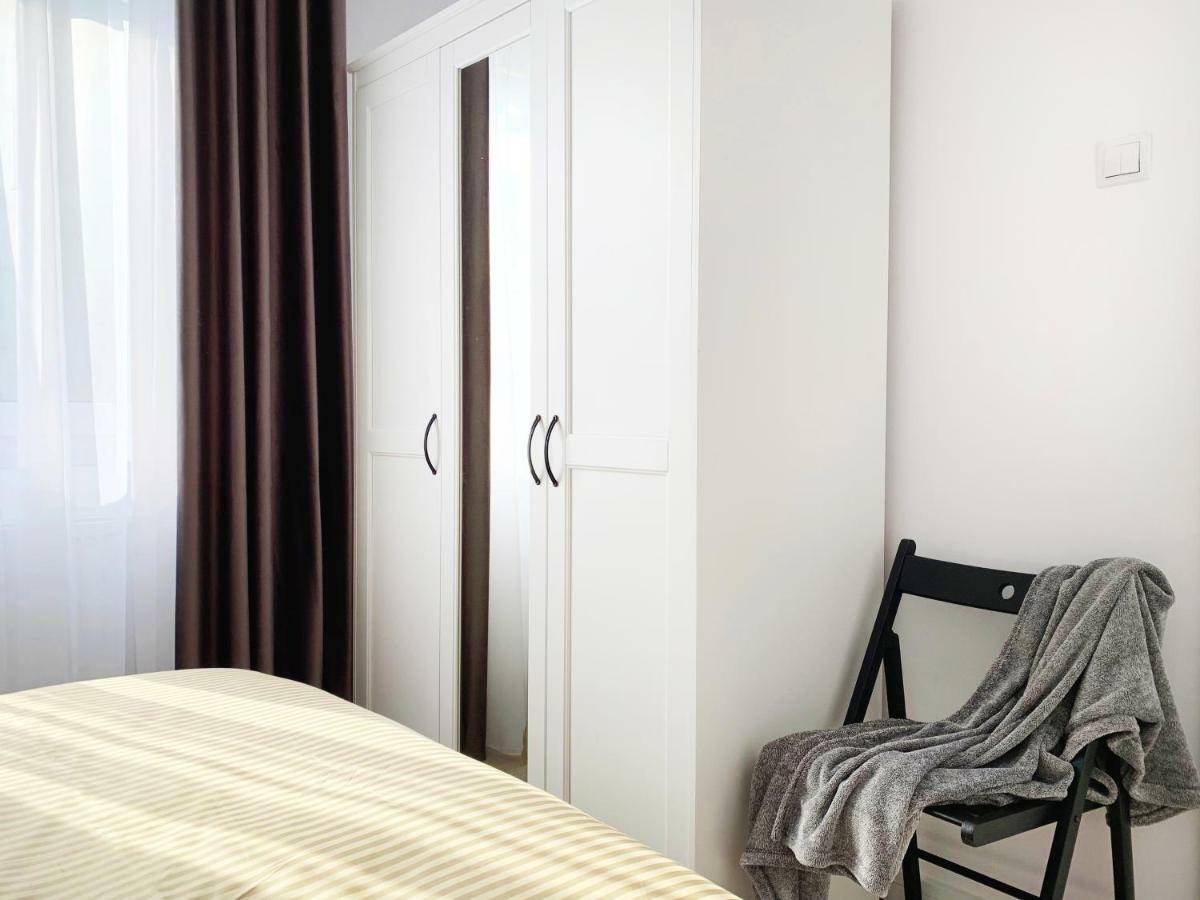 Mhc Quiet Deluxe Suite Near Downtown - Free Parking براشوف المظهر الخارجي الصورة